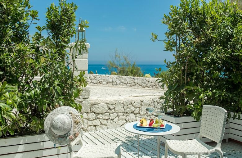 La Roccia Hotel