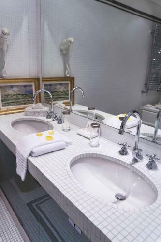 Hostal Palazzetto Pisani Grand Canal