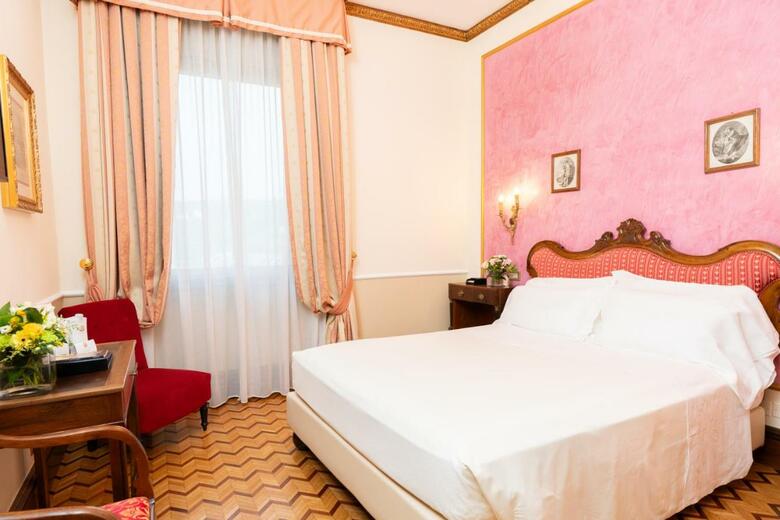 Due Torri Hotel