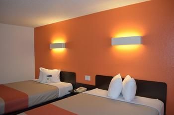 Hotel Super 8 By Wyndham Kingsland