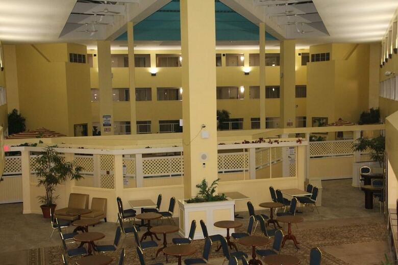 Bedford Plaza Hotel