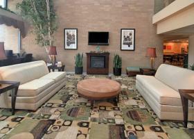 Hotel Comfort Suites