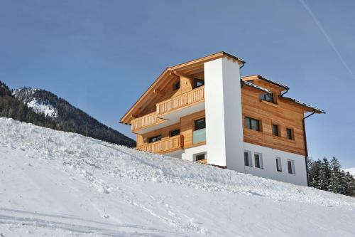 Apartments Cesa Leni