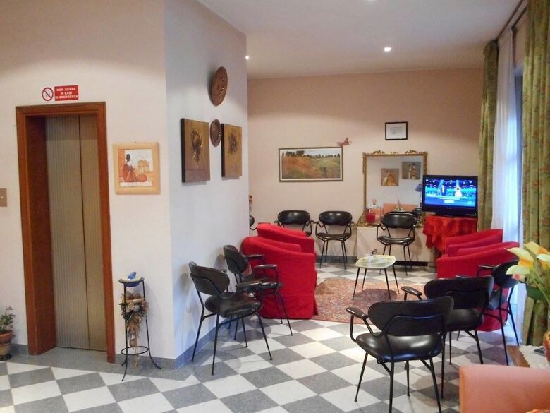 Hotel Gina