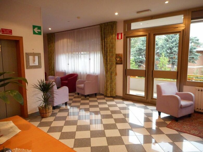 Hotel Gina