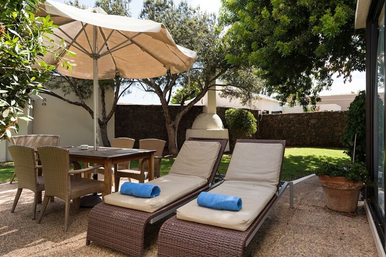 Alondra Villas Y Suites