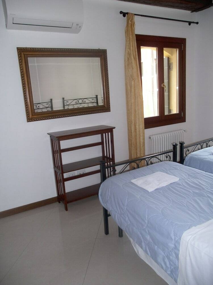 Hostal Sweet Venice