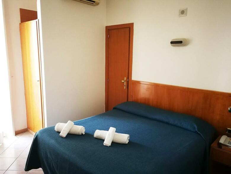 Hotel Zara Napoli