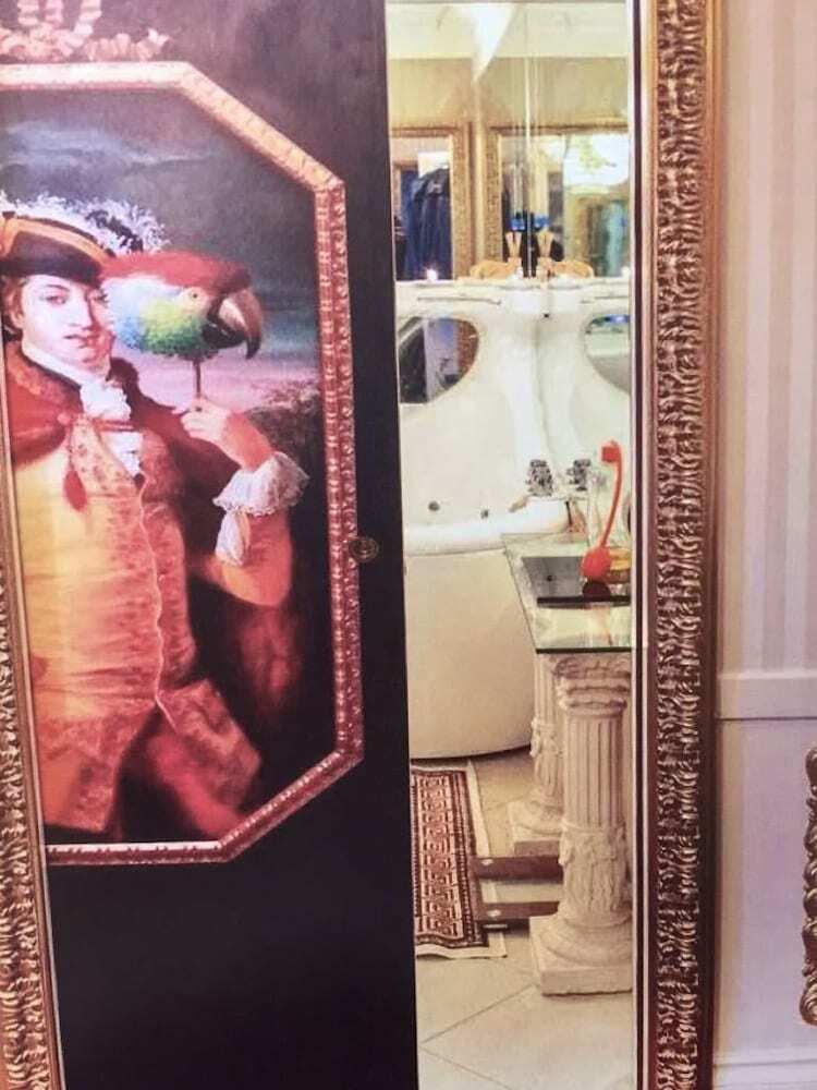 Bed And Breakfast 13