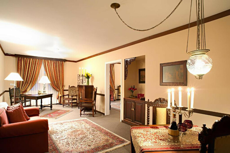Hotel Dann Carlton Monasterio