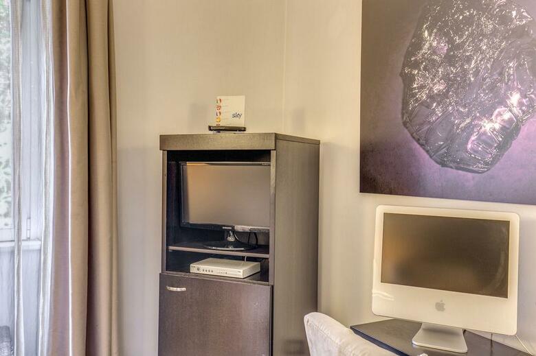 Hostal Residenza A The Boutique Art Hotel