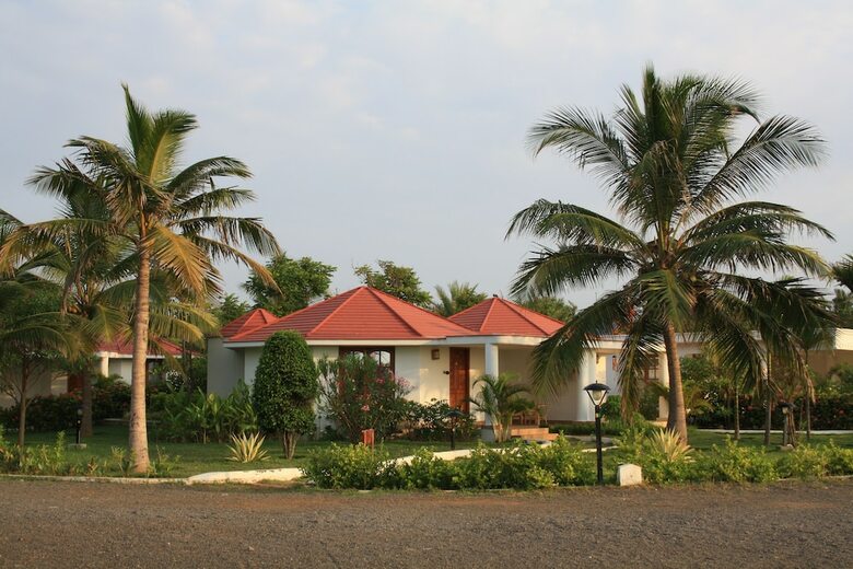 Hotel Chariot Beach Resort