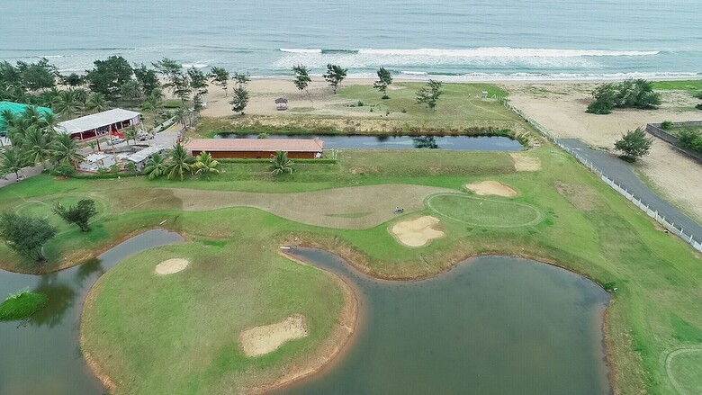 Hotel Chariot Beach Resort