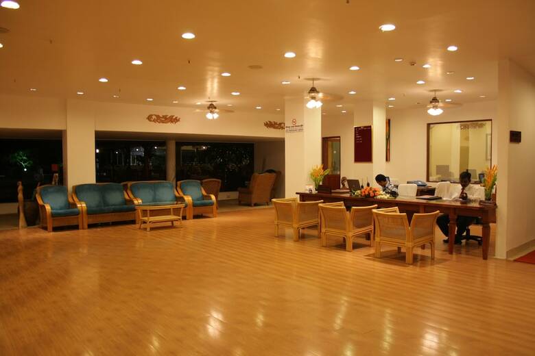 Hotel Chariot Beach Resort