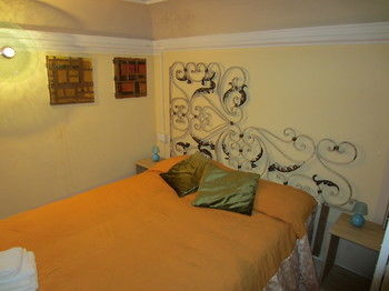 Palazzo Aria Della Ripa Luxury Suites - B&B