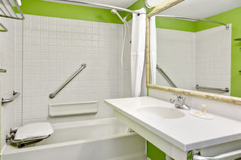 Hotel Days Inn And Suites Davenport