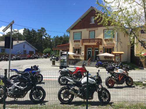 Hotel Le Sans Souci
