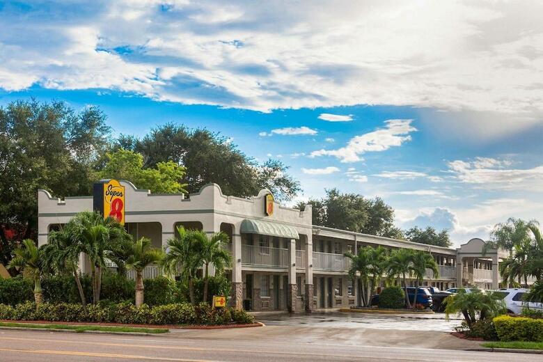 Hotel Super 8 Motel Bradenton