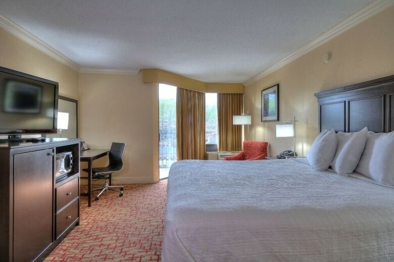 Edgewater Hotel
