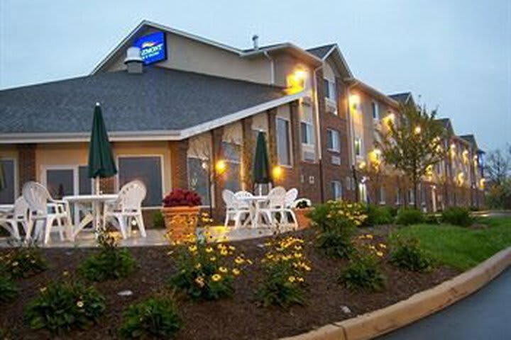 Hotel Baymont Inn And Suites Indianapolis