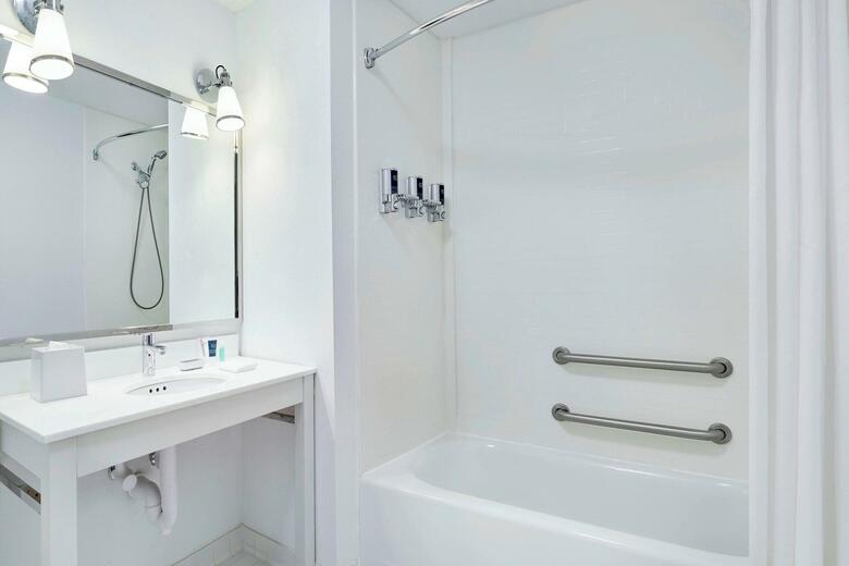 Hotel Four Points By Sheraton Jacksonville Baymeadows