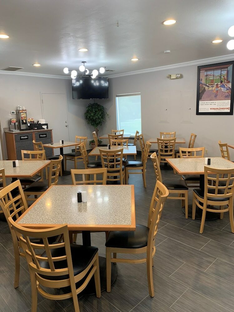 Hotel Howard Johnson Inn - Oklahoma City