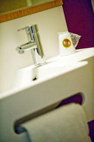 Hotel B&B H�tel Lyon Saint-bonnet Mi-plaine