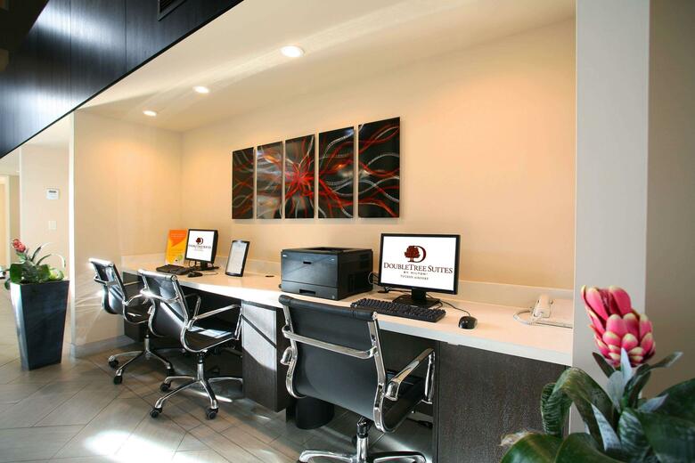 Hotel Doubletree Suites By Hilton Tucson Airport