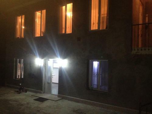 Hostal Guest House Maxim