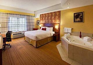 Holiday Inn Hotel & Suites London