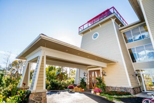 Hotel Rawley Resort, Spa & Marina