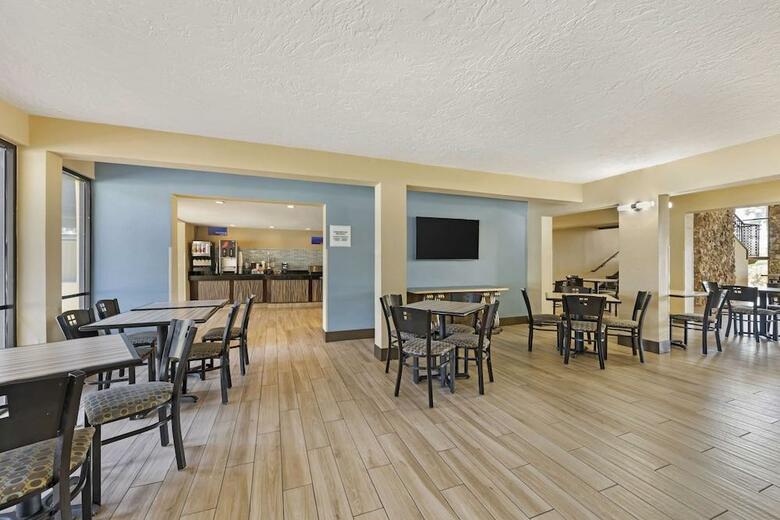 Hotel Holiday Inn Express Daytona Speedway