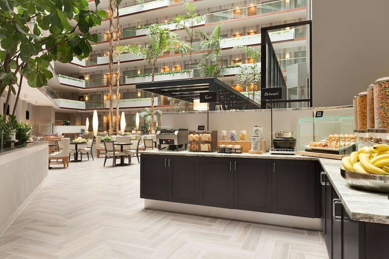 Hotel Embassy Suites Irvine - Orange County Airport