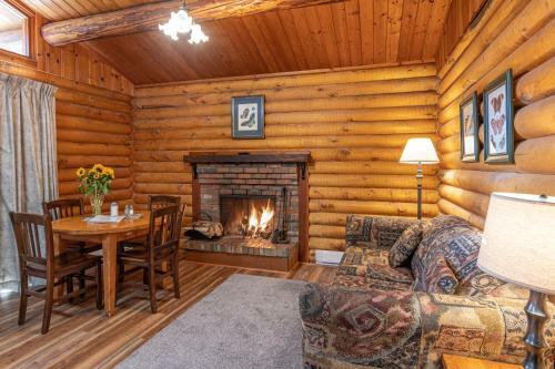 Hotel Cusheon Lake Resort