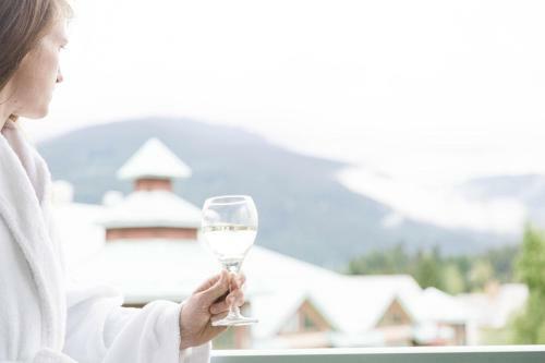 Summit Lodge Boutique Hotel Whistler