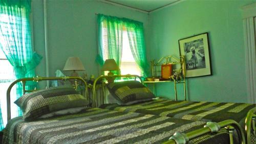 Bed & Breakfast Pillsbury Guest House