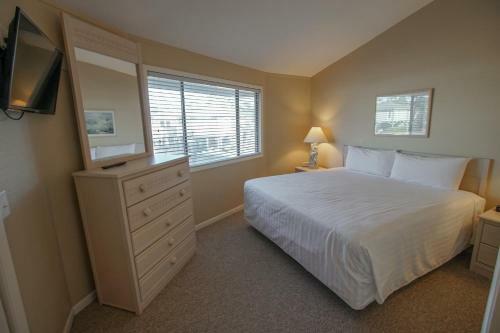 Multi Resorts At Country Club Villas