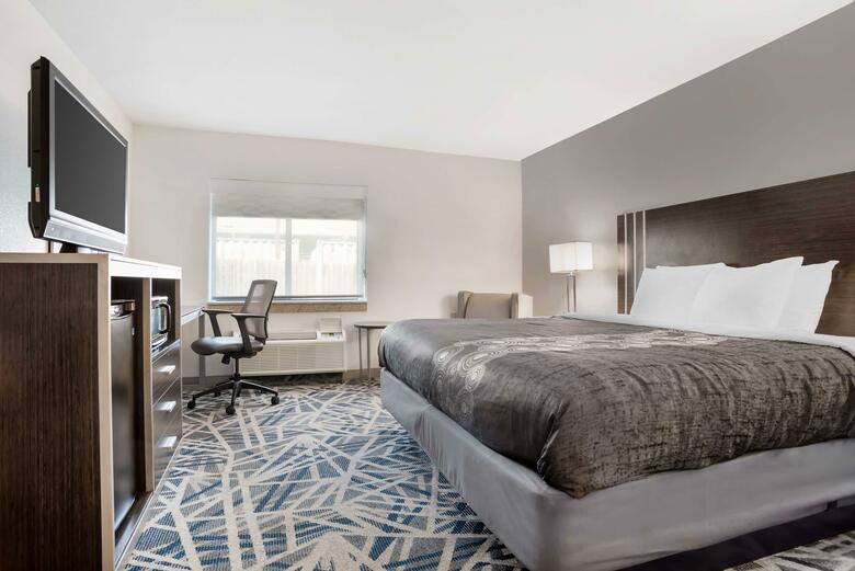 Hotel La Quinta & Suites Montgomery Carmichael Road