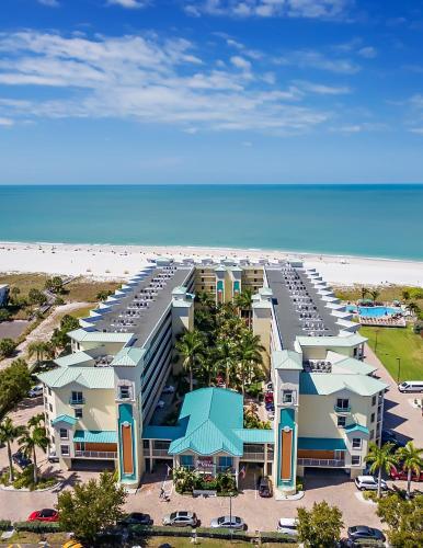 Aparthotel Sunset Vistas Two Bedroom Beachfront Suites