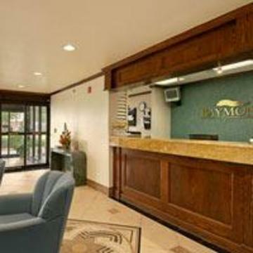 Hotel Baymont Inn & Suites Arlington