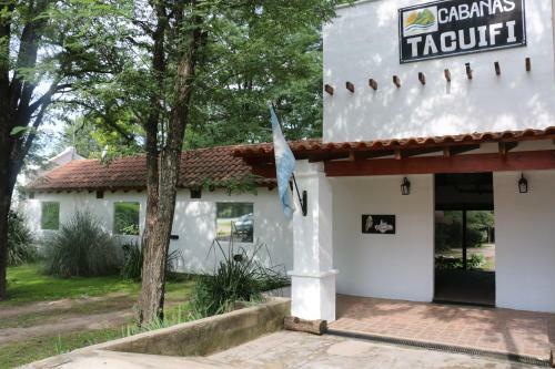 Lodge Tacuifi I