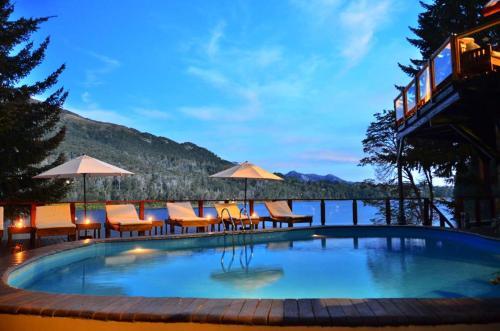 Hotel Dos Bahias Lake Resort