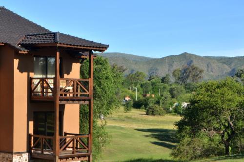 Hotel Ayres Del Champaqui