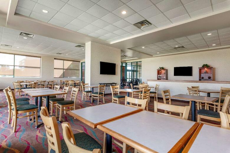 Hotel Clarion Suites Central