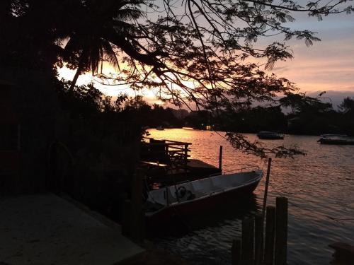 Albergue Beach House Ilha Da Gig�ia