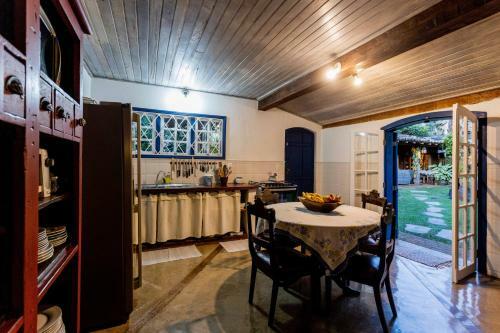 Bed & Breakfast Ilhabela Homestay