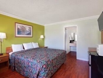 Hotel Days Inn And Suite Palmdale/lancaster
