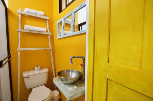 Hostal Habitaestudios - House Extension