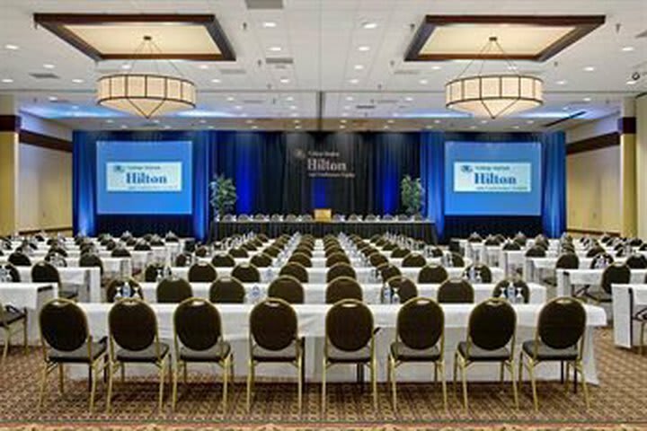 Hotel Hilton College Station & Conference Center