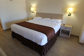 Hotel Americas Best Value Inn & Suites